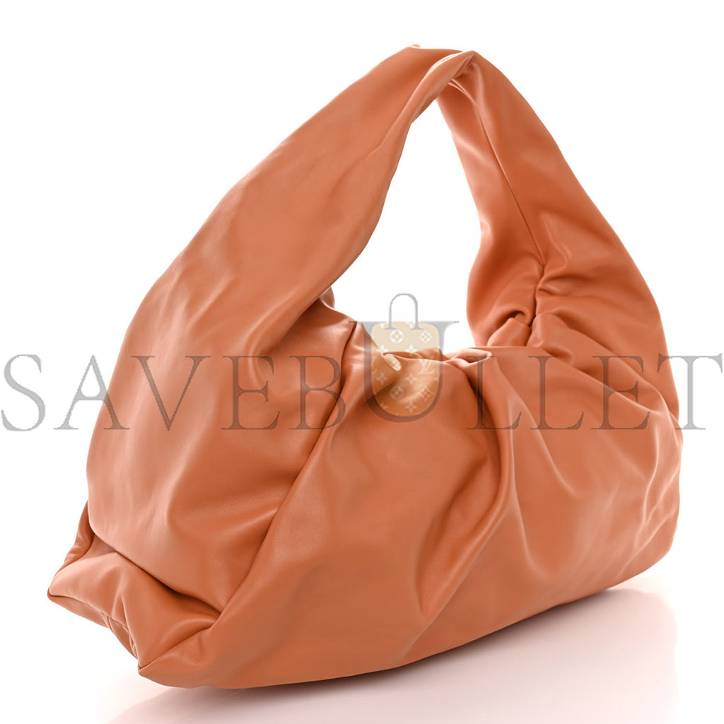 BOTTEGA VENETA SMOOTH BUTTER CALFSKIN LARGE THE SHOULDER POUCH CLAY (51*29*15cm) BOTTEGA VENETA SMOOTH BUTTER CALFSKIN LARGE THE SHOULDER POUCH CLAY (51*29*15cm)