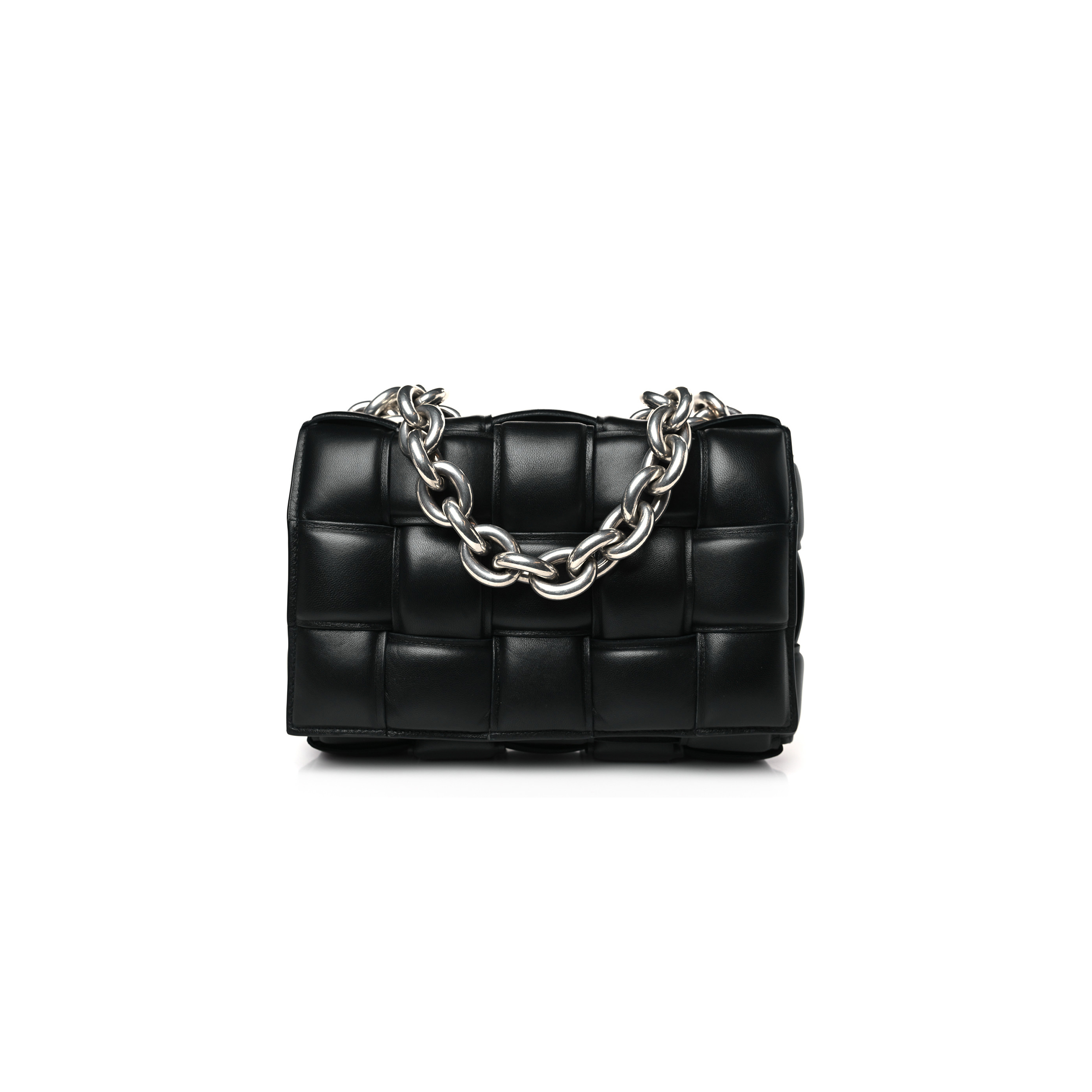 BOTTEGA VENETA LAMBSKIN MAXI INTRECCIO PADDED CHAIN CASSETTE CROSSBODY BAG BLACK (25*17*8cm) BOTTEGA VENETA LAMBSKIN MAXI INTRECCIO PADDED CHAIN CASSETTE CROSSBODY BAG BLACK (25*17*8cm)