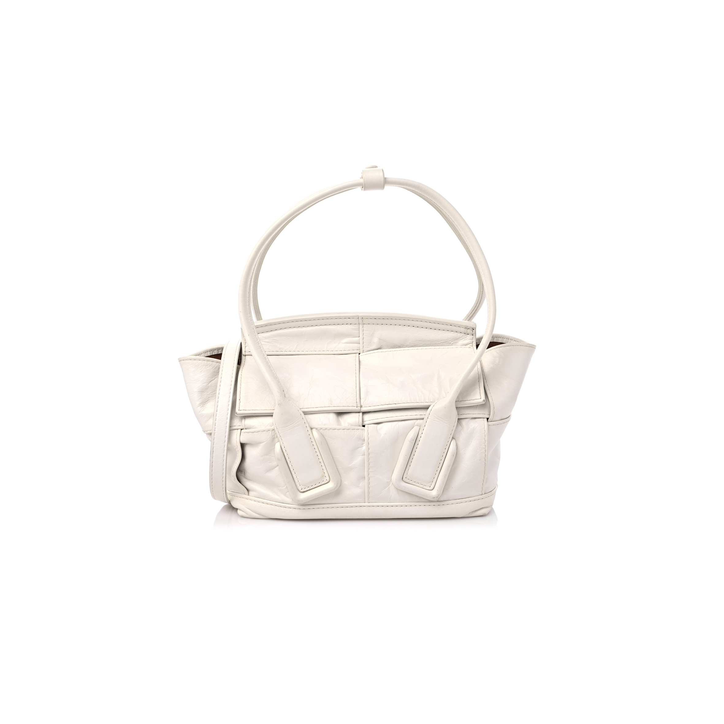 BOTTEGA VENETA PAPER CALFSKIN MAXI INTRECCIATO MINI ARCO SLOUCH PLASTER (18*17*8cm) BOTTEGA VENETA PAPER CALFSKIN MAXI INTRECCIATO MINI ARCO SLOUCH PLASTER (18*17*8cm)