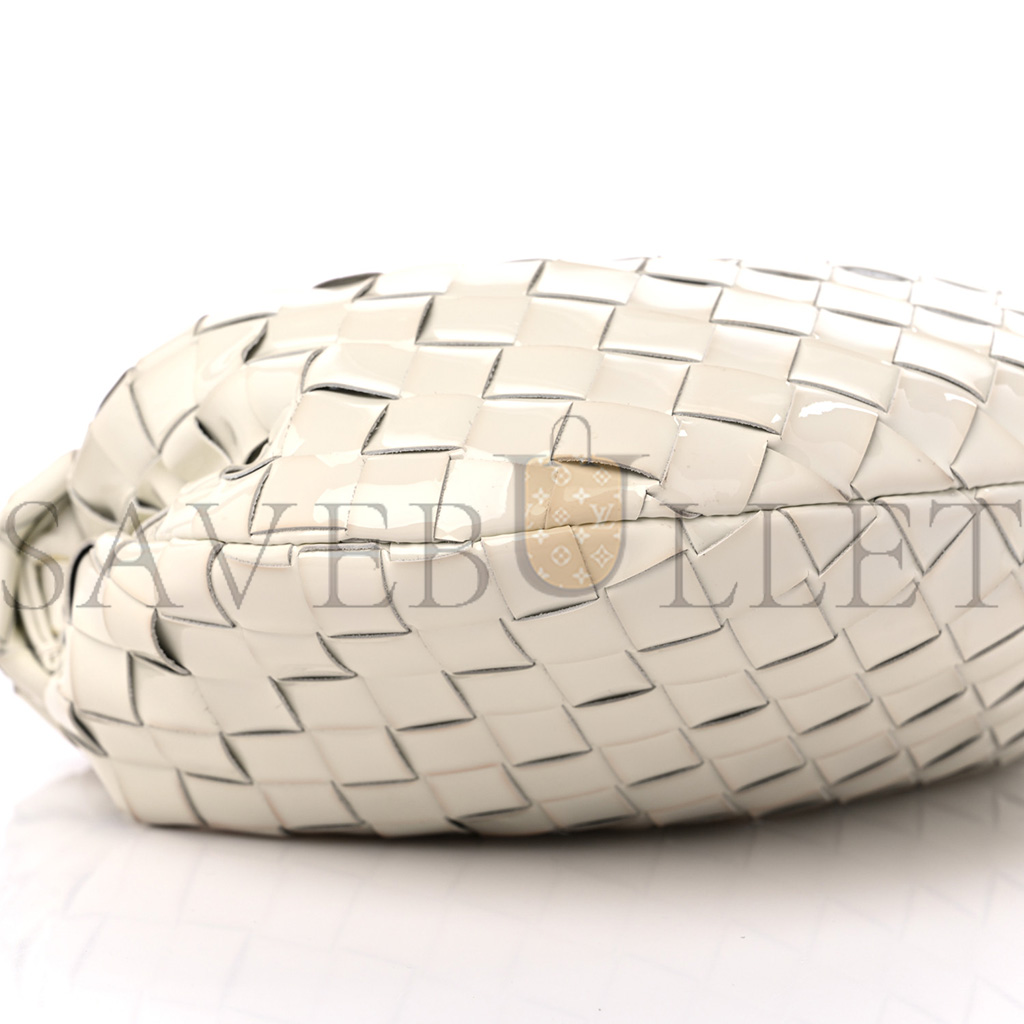 BOTTEGA VENETA PATENT NAPPA INTRECCIATO MINI JODIE WHITE (24*12*8cm) BOTTEGA VENETA PATENT NAPPA INTRECCIATO MINI JODIE WHITE (24*12*8cm)