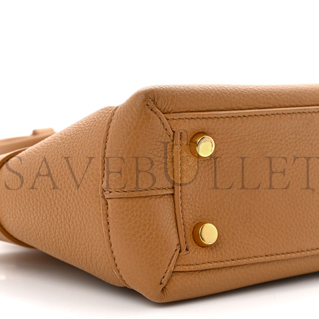 BOTTEGA VENETA GRAINED CALFSKIN MAXI INTRECCIATO MINI ARCO CARAMEL (18*16*9cm) BOTTEGA VENETA GRAINED CALFSKIN MAXI INTRECCIATO MINI ARCO CARAMEL (18*16*9cm)