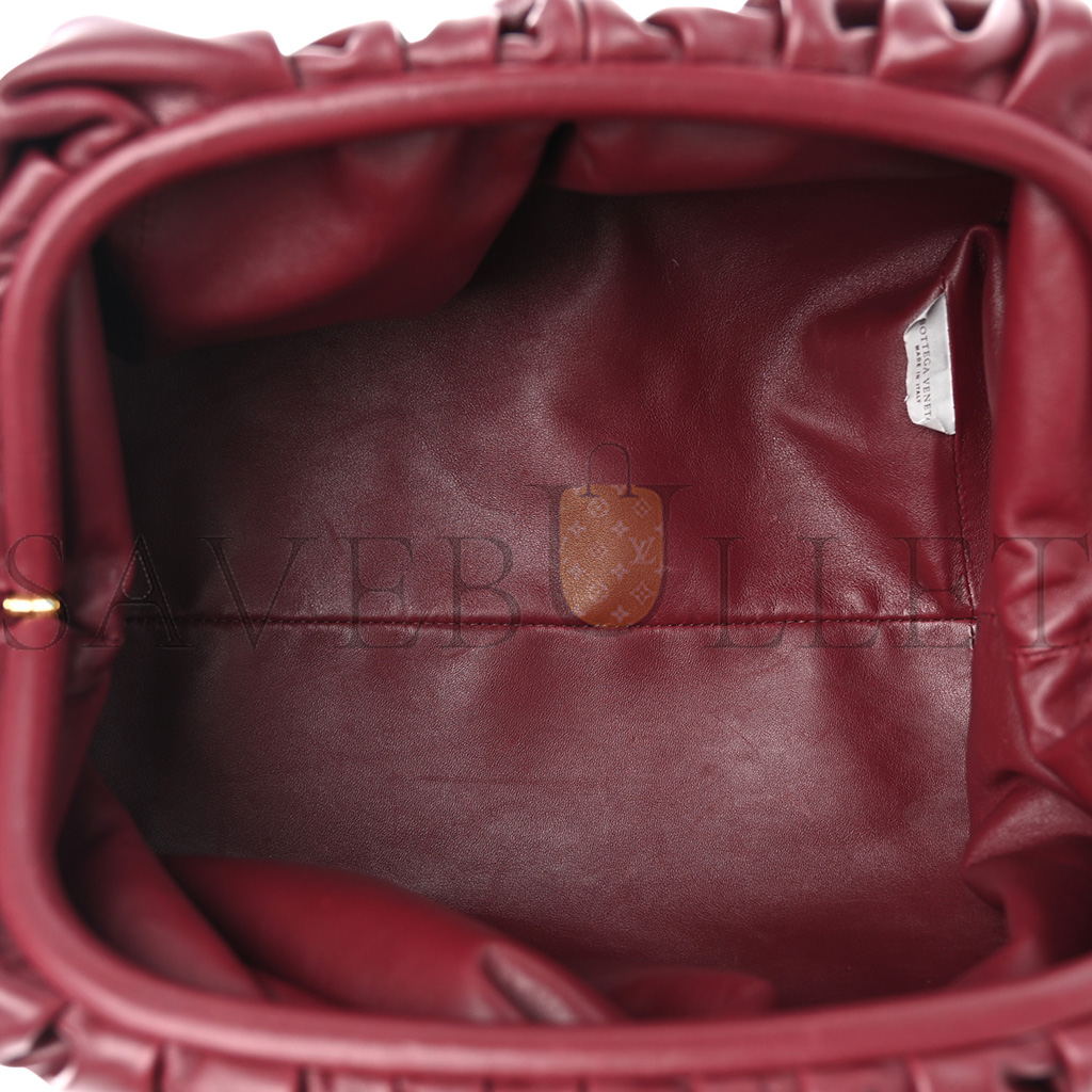 BOTTEGA VENETA SMOOTH BUTTER CALF THE POUCH OVERSIZED CLUTCH BORDEAUX (37*20*8cm) BOTTEGA VENETA SMOOTH BUTTER CALF THE POUCH OVERSIZED CLUTCH BORDEAUX (37*20*8cm)