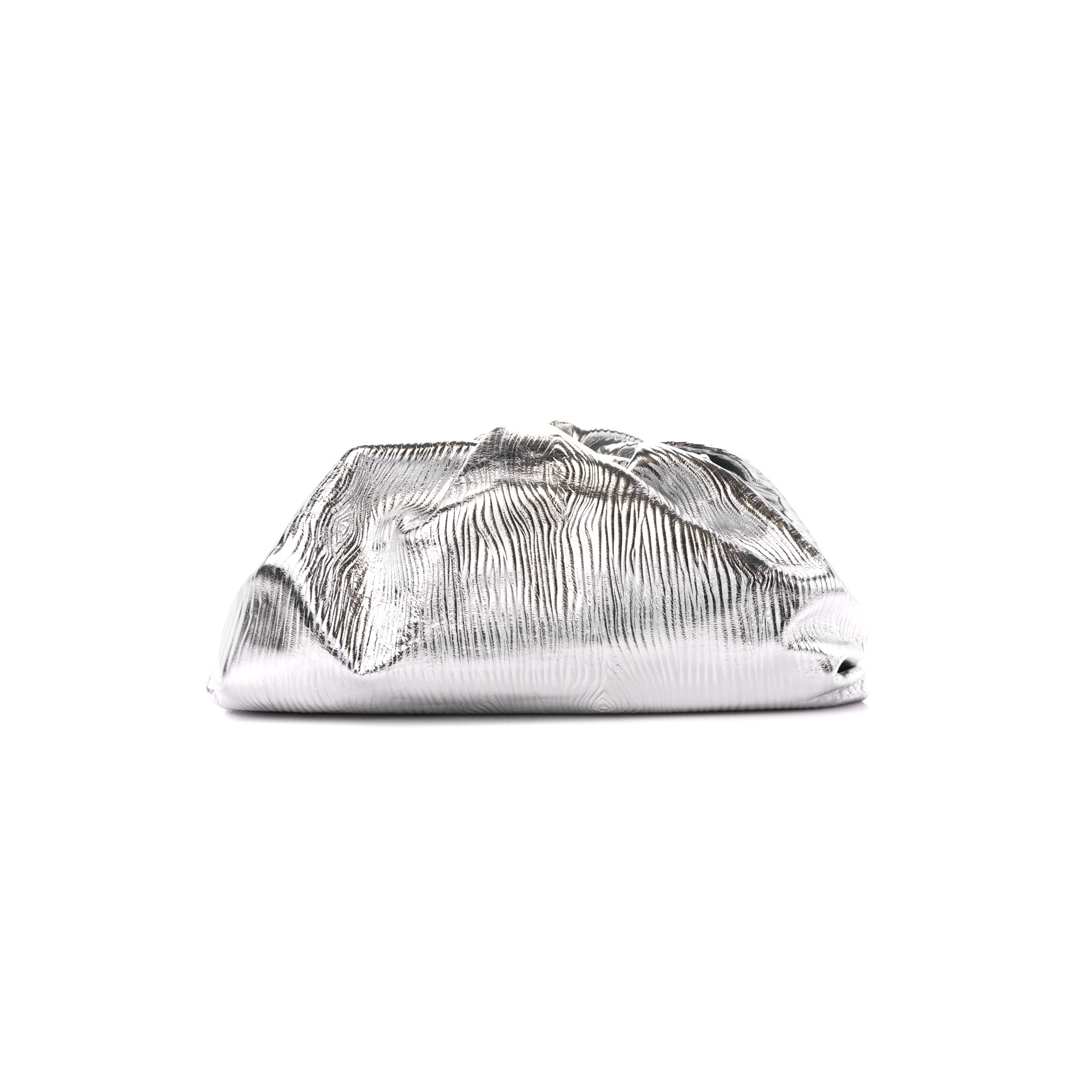 BOTTEGA VENETA METALLIC BARK CALFSKIN EMBOSSED THE POUCH OVERSIZED CLUTCH SILVER (37*19*12cm) BOTTEGA VENETA METALLIC BARK CALFSKIN EMBOSSED THE POUCH OVERSIZED CLUTCH SILVER (37*19*12cm)