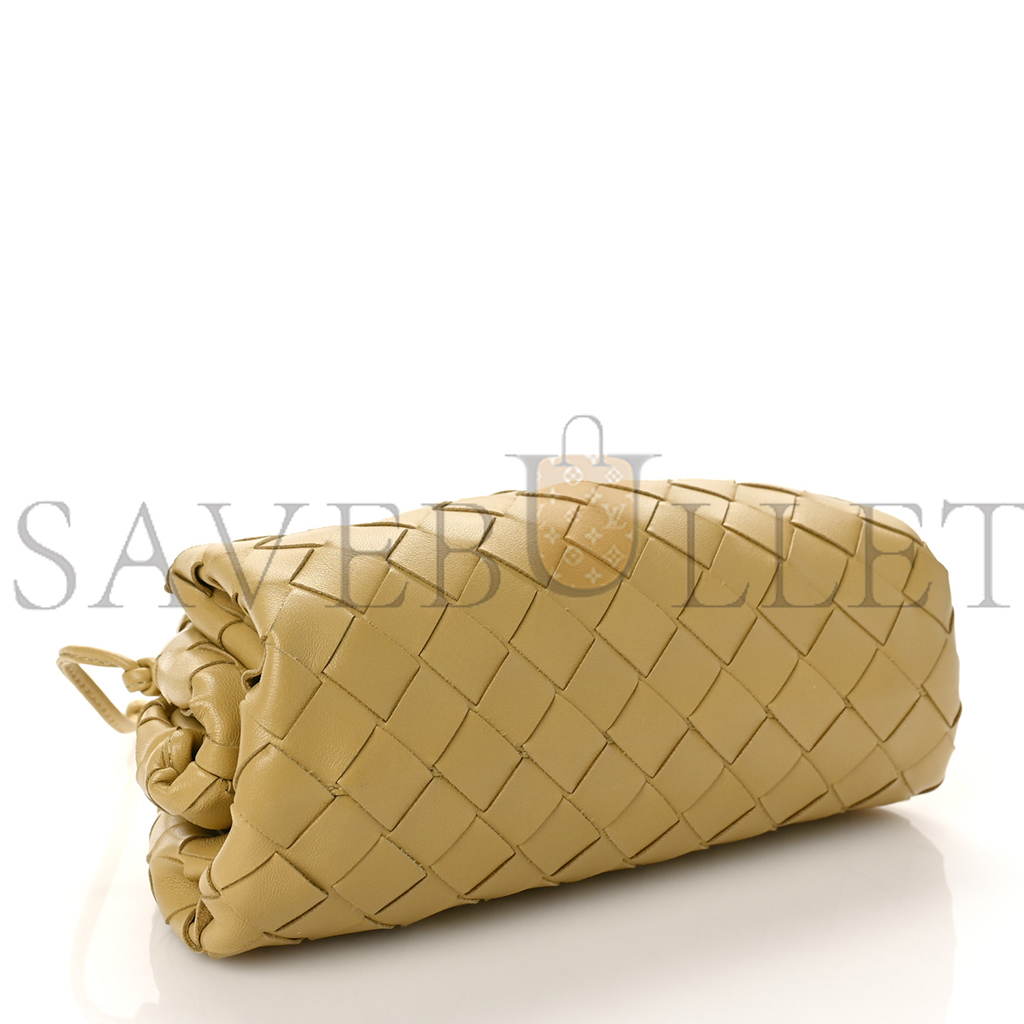 BOTTEGA VENETA NAPPA INTRECCIATO THE MINI POUCH TAPIOCA (22*13*6cm) BOTTEGA VENETA NAPPA INTRECCIATO THE MINI POUCH TAPIOCA (22*13*6cm)