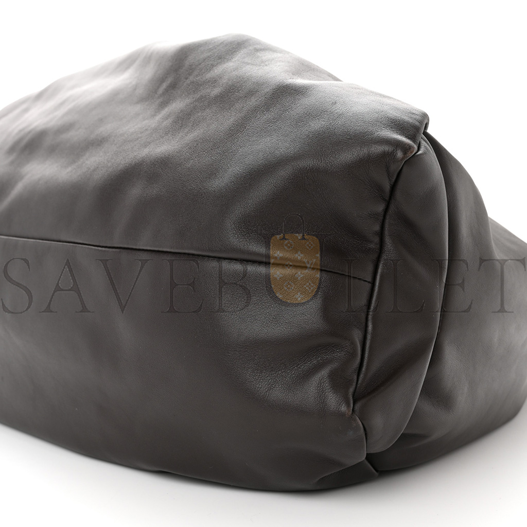 BOTTEGA VENETA SMOOTH BUTTER CALFSKIN LARGE THE SHOULDER POUCH BROWNIE (50*30*15cm) BOTTEGA VENETA SMOOTH BUTTER CALFSKIN LARGE THE SHOULDER POUCH BROWNIE (50*30*15cm)