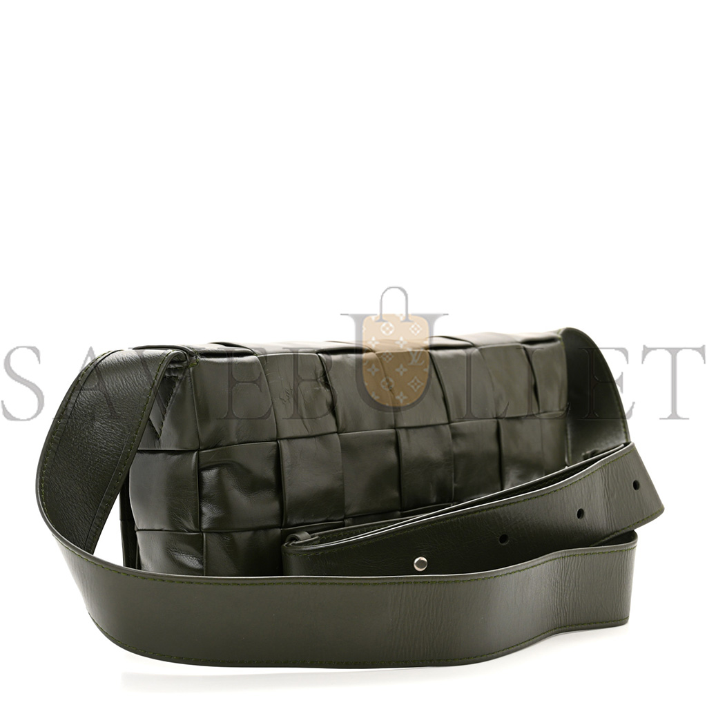 BOTTEGA VENETA PAPER CALFSKIN INTRECCIATO STRETCH CASSETTE CAMPING (29*13*4cm) BOTTEGA VENETA PAPER CALFSKIN INTRECCIATO STRETCH CASSETTE CAMPING (29*13*4cm)