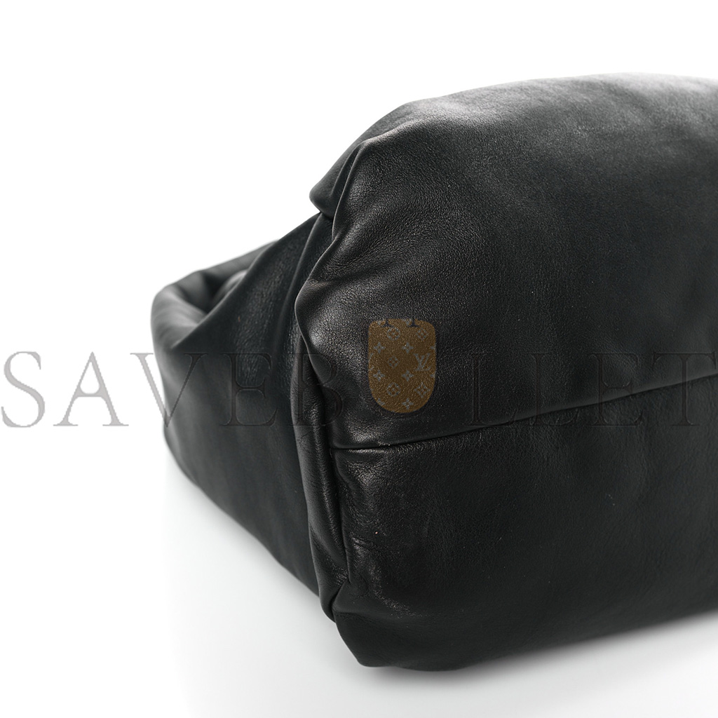 BOTTEGA VENETA SMOOTH BUTTER CALFSKIN SMALL THE SHOULDER POUCH BLACK (38*22*9cm) BOTTEGA VENETA SMOOTH BUTTER CALFSKIN SMALL THE SHOULDER POUCH BLACK (38*22*9cm)