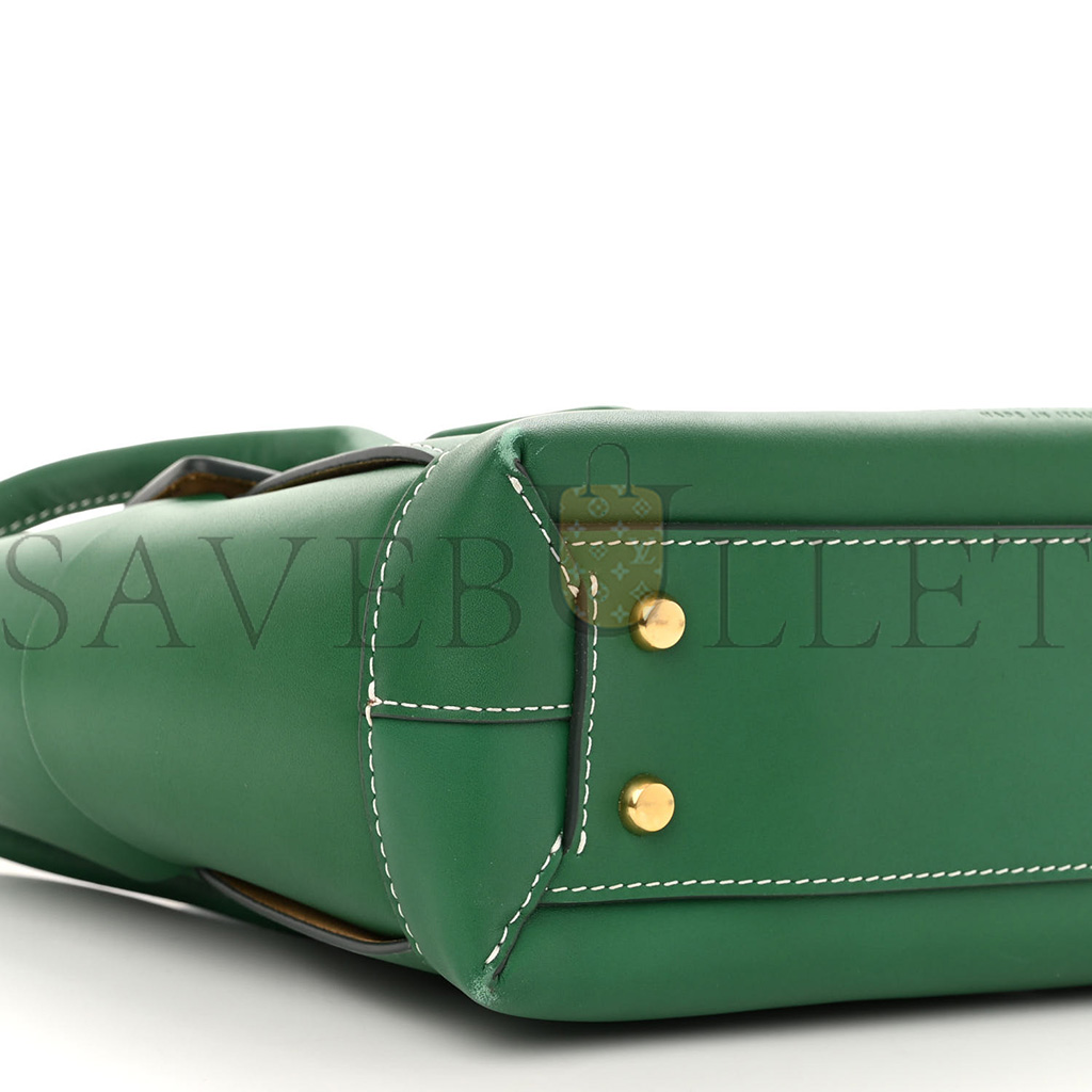 BOTTEGA VENETA FRENCH CALFSKIN MAXI INTRECCIATO ARCO 33 RACING GREEN (22*22*9cm) BOTTEGA VENETA FRENCH CALFSKIN MAXI INTRECCIATO ARCO 33 RACING GREEN (22*22*9cm)