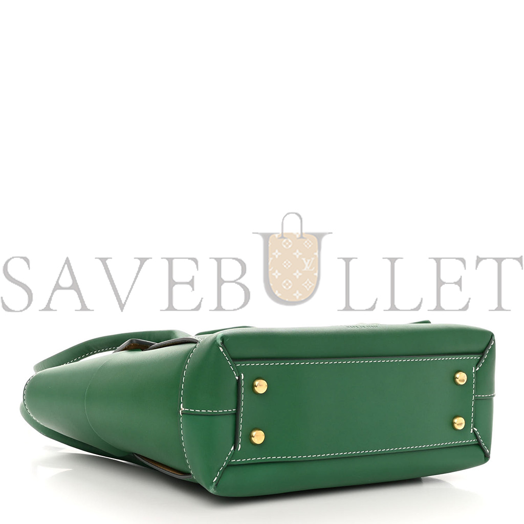 BOTTEGA VENETA FRENCH CALFSKIN MAXI INTRECCIATO ARCO 33 RACING GREEN (22*22*9cm) BOTTEGA VENETA FRENCH CALFSKIN MAXI INTRECCIATO ARCO 33 RACING GREEN (22*22*9cm)