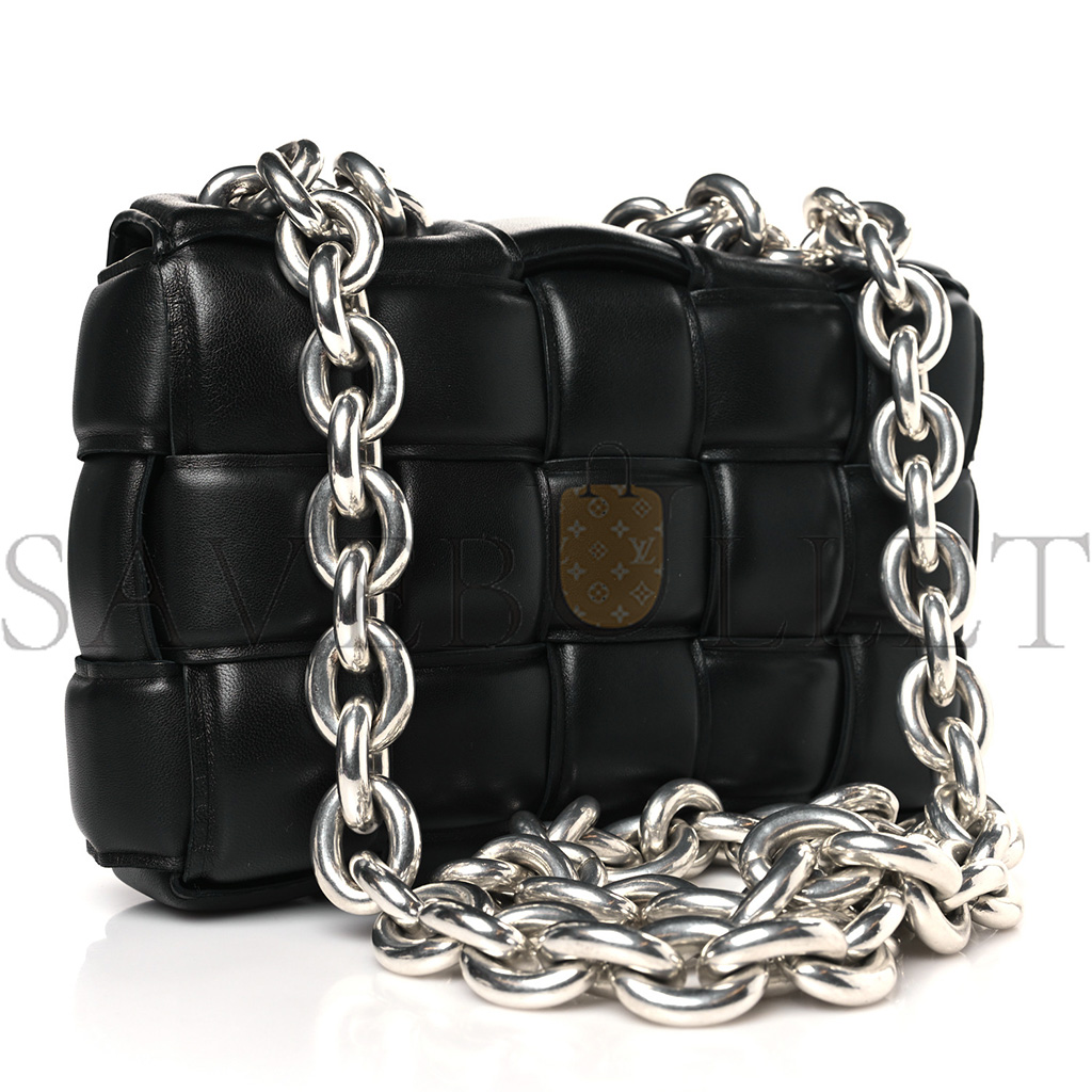 BOTTEGA VENETA LAMBSKIN MAXI INTRECCIO PADDED CHAIN CASSETTE CROSSBODY BAG BLACK (25*17*8cm) BOTTEGA VENETA LAMBSKIN MAXI INTRECCIO PADDED CHAIN CASSETTE CROSSBODY BAG BLACK (25*17*8cm)
