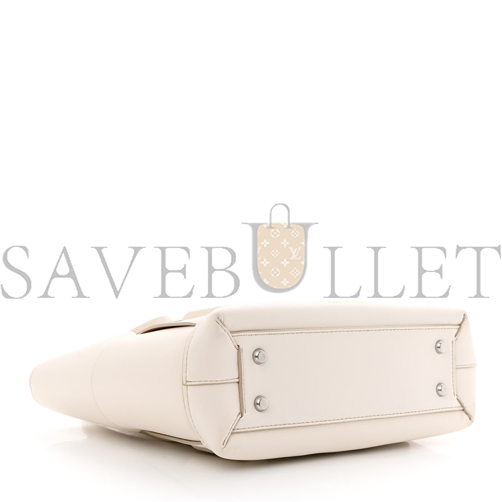 BOTTEGA VENETA FRENCH CALFSKIN MAXI INTRECCIATO SMALL ARCO BIANCO (33*20*9cm) BOTTEGA VENETA FRENCH CALFSKIN MAXI INTRECCIATO SMALL ARCO BIANCO (33*20*9cm)
