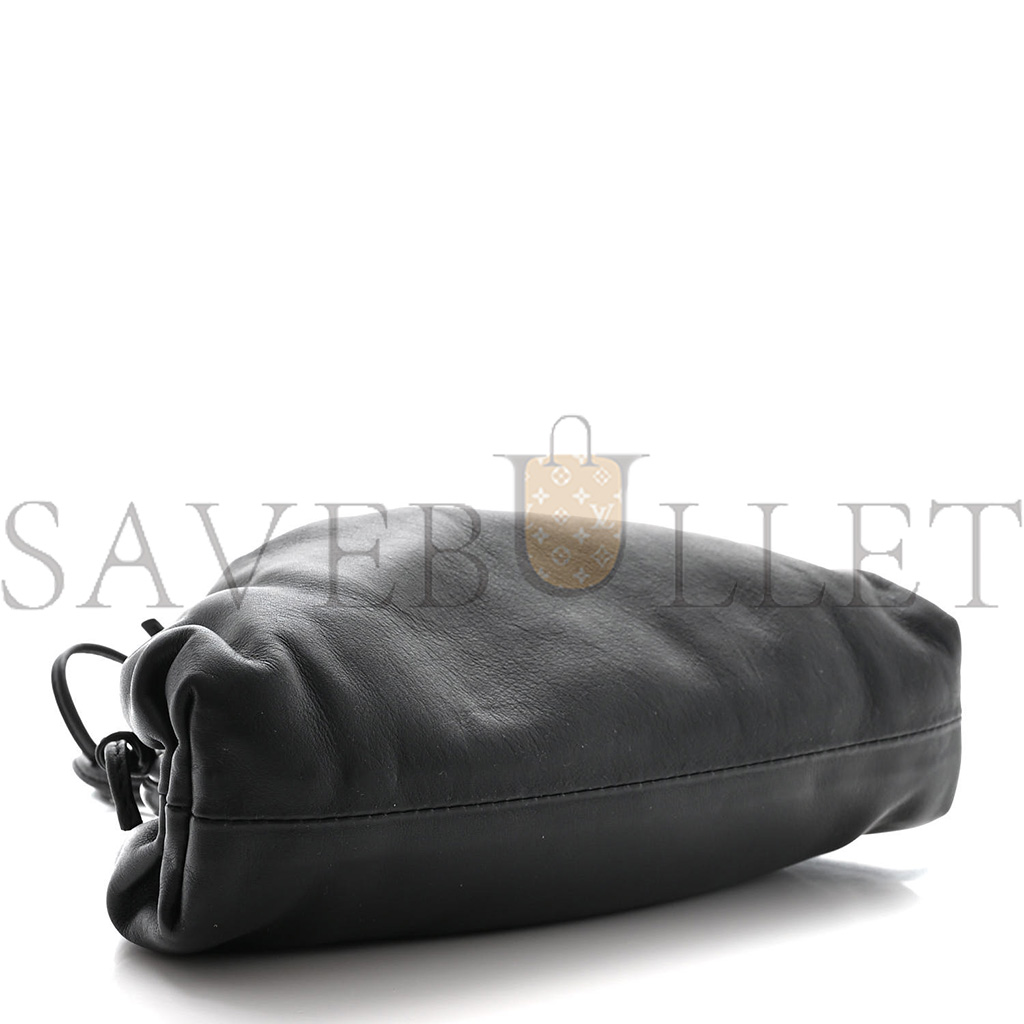 BOTTEGA VENETA BUTTER CALFSKIN THE MINI POUCH BLACK (22*12*5cm) BOTTEGA VENETA BUTTER CALFSKIN THE MINI POUCH BLACK (22*12*5cm)