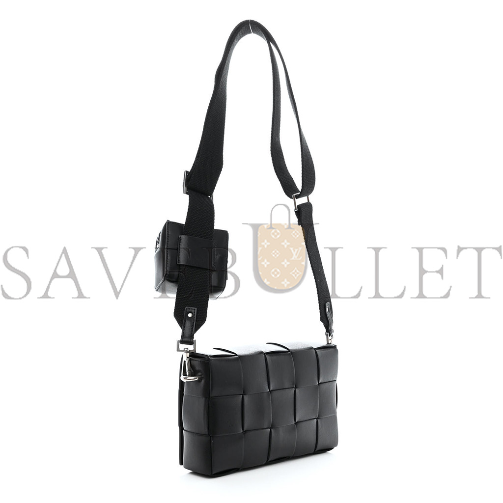 BOTTEGA VENETA CALFSKIN MAXI INTRECCIO CASSETTE WITH STRAP BAG BLACK (23*15*5.5cm) BOTTEGA VENETA CALFSKIN MAXI INTRECCIO CASSETTE WITH STRAP BAG BLACK (23*15*5.5cm)