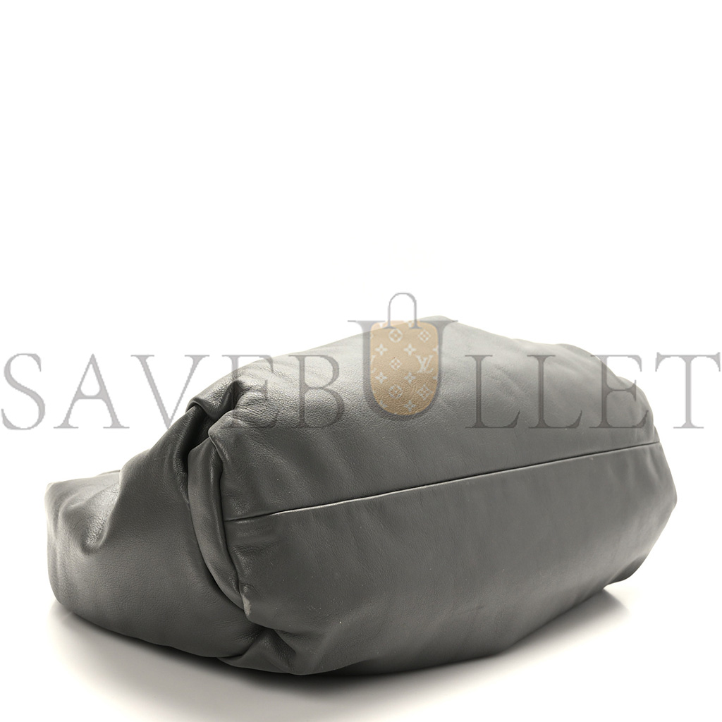 BOTTEGA VENETA SMOOTH BUTTER CALFSKIN SMALL THE SHOULDER POUCH GREY (39*22*15cm) BOTTEGA VENETA SMOOTH BUTTER CALFSKIN SMALL THE SHOULDER POUCH GREY (39*22*15cm)
