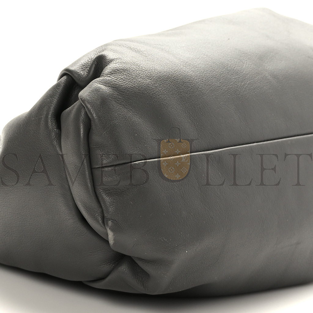 BOTTEGA VENETA SMOOTH BUTTER CALFSKIN SMALL THE SHOULDER POUCH GREY (39*22*15cm) BOTTEGA VENETA SMOOTH BUTTER CALFSKIN SMALL THE SHOULDER POUCH GREY (39*22*15cm)
