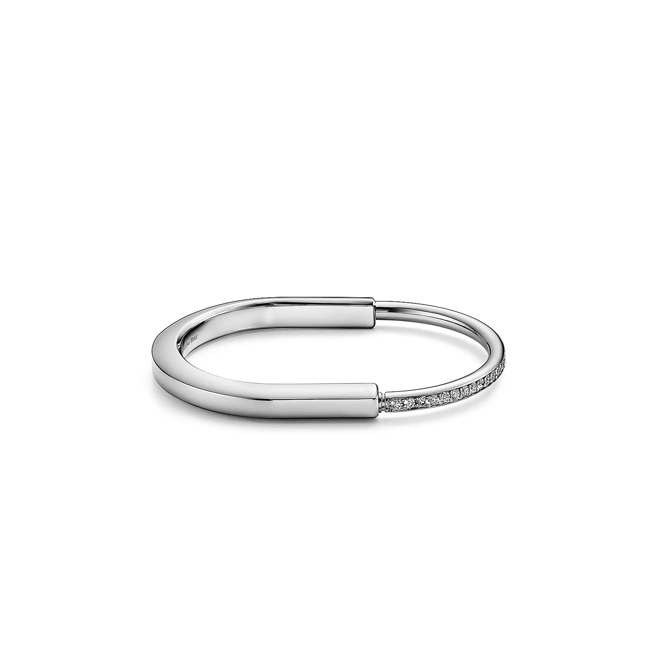 TIFFANY LOCK BANGLE IN WHITE GOLD WITH HALF PAVÉ DIAMONDS 70425300 TIFFANY LOCK BANGLE IN WHITE GOLD WITH HALF PAVÉ DIAMONDS 70425300