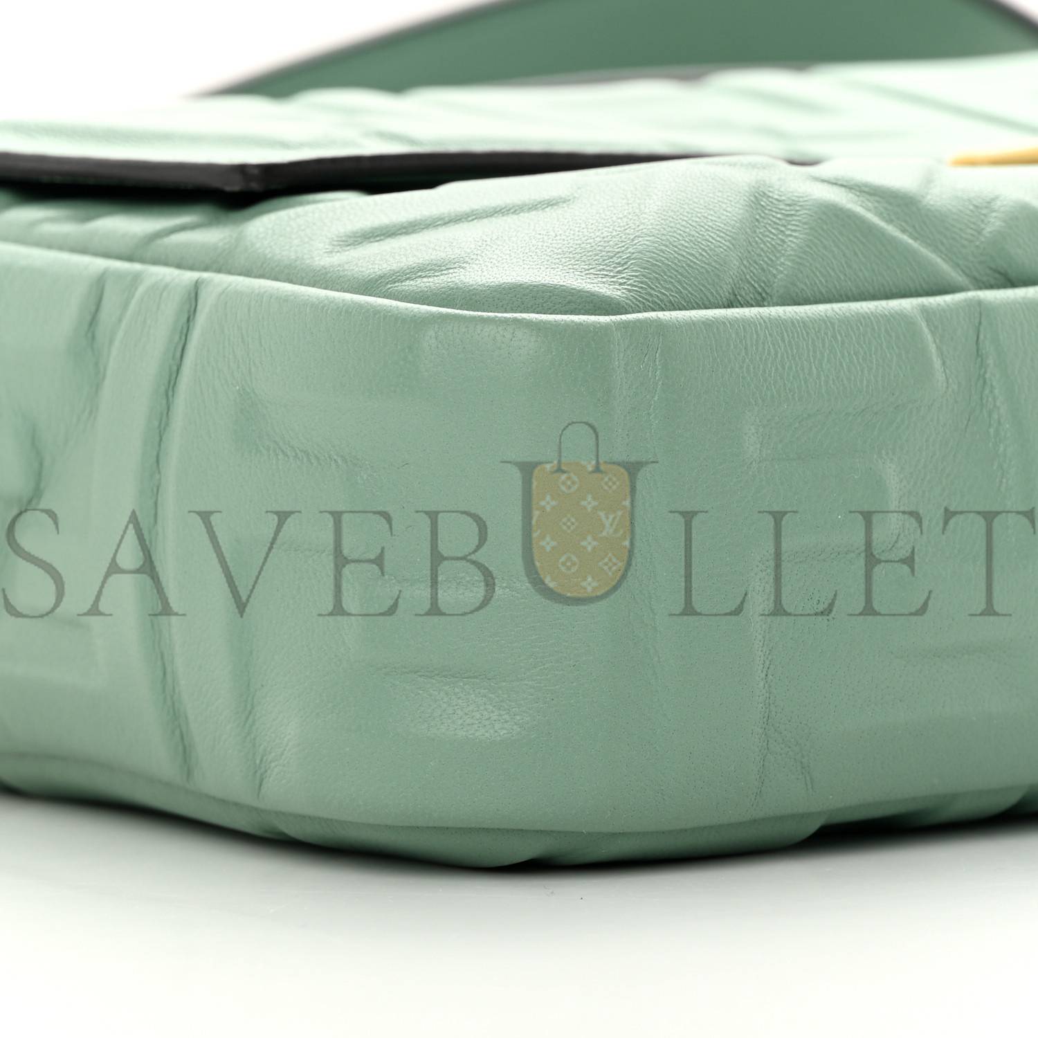FENDI NAPPA FF 1974 EMBOSSED BAGUETTE MENTA (26*17*6cm) FENDI NAPPA FF 1974 EMBOSSED BAGUETTE MENTA (26*17*6cm)