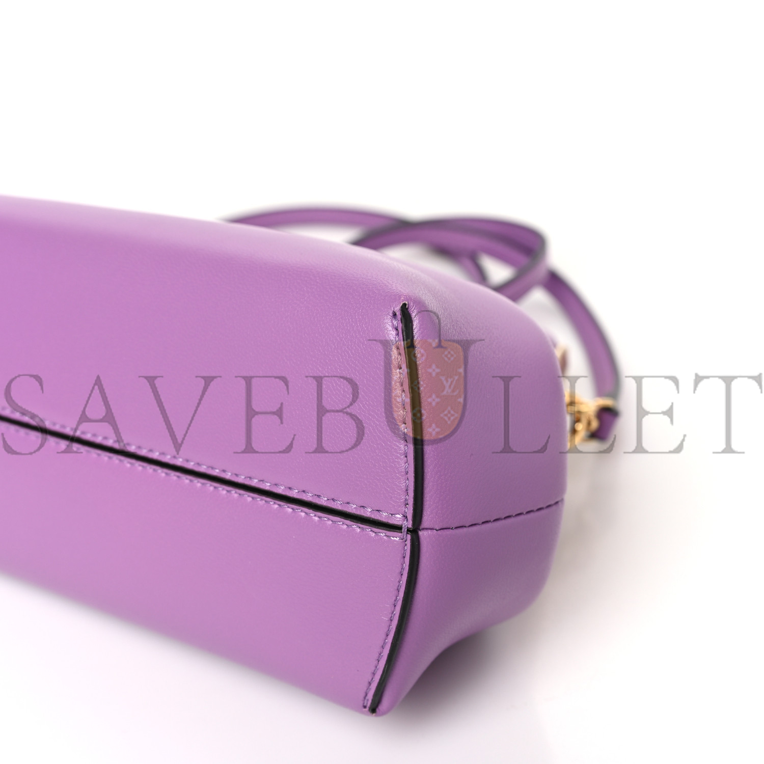 FENDI SHINY NAPPA SMALL FENDI FIRST VIOLETTA (26*18*9.5cm) FENDI SHINY NAPPA SMALL FENDI FIRST VIOLETTA (26*18*9.5cm)