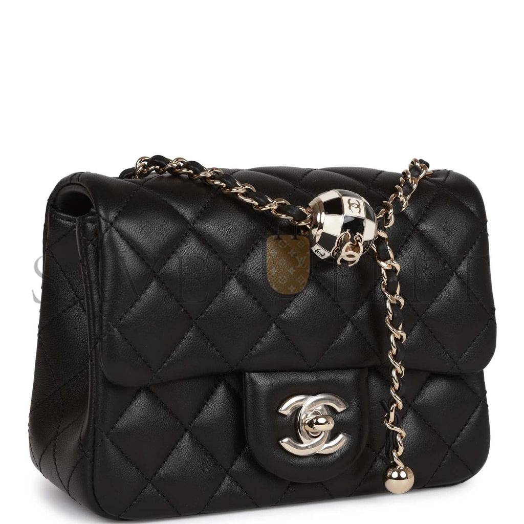 CHANEL PEARL CRUSH MINI SQUARE FLAP BAG BLACK LAMBSKIN LIGHT GOLD HARDWARE (17*14*8cm) CHANEL PEARL CRUSH MINI SQUARE FLAP BAG BLACK LAMBSKIN LIGHT GOLD HARDWARE (17*14*8cm)