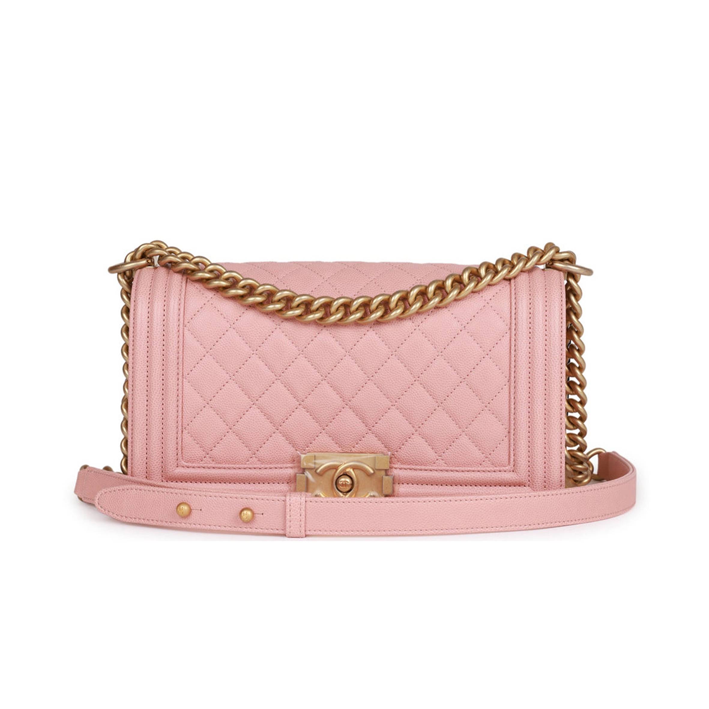 CHANEL MEDIUM BOY BAG PINK CAVIAR ANTIQUE GOLD HARDWARE (25*15*9cm) CHANEL MEDIUM BOY BAG PINK CAVIAR ANTIQUE GOLD HARDWARE (25*15*9cm)