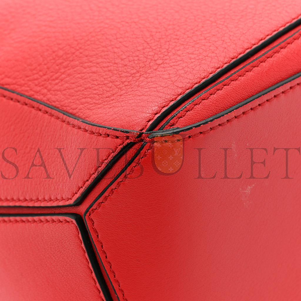 LOEWE CALFSKIN SMALL PUZZLE BAG SCARLET (24*16.5*10.5cm) LOEWE CALFSKIN SMALL PUZZLE BAG SCARLET (24*16.5*10.5cm)