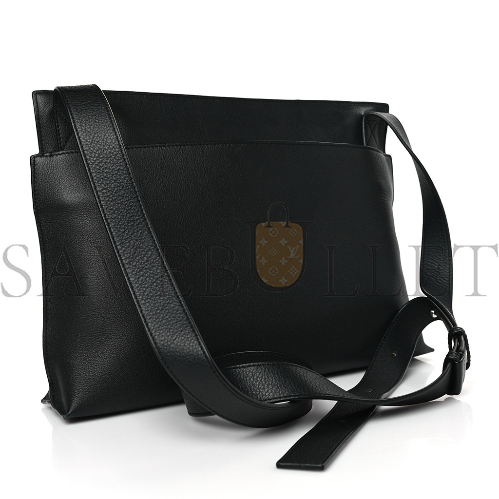 LOEWE SOFT GRAINED CALFSKIN MEDIUM T MESSENGER BAG BLACK (35*26*8cm) LOEWE SOFT GRAINED CALFSKIN MEDIUM T MESSENGER BAG BLACK (35*26*8cm)