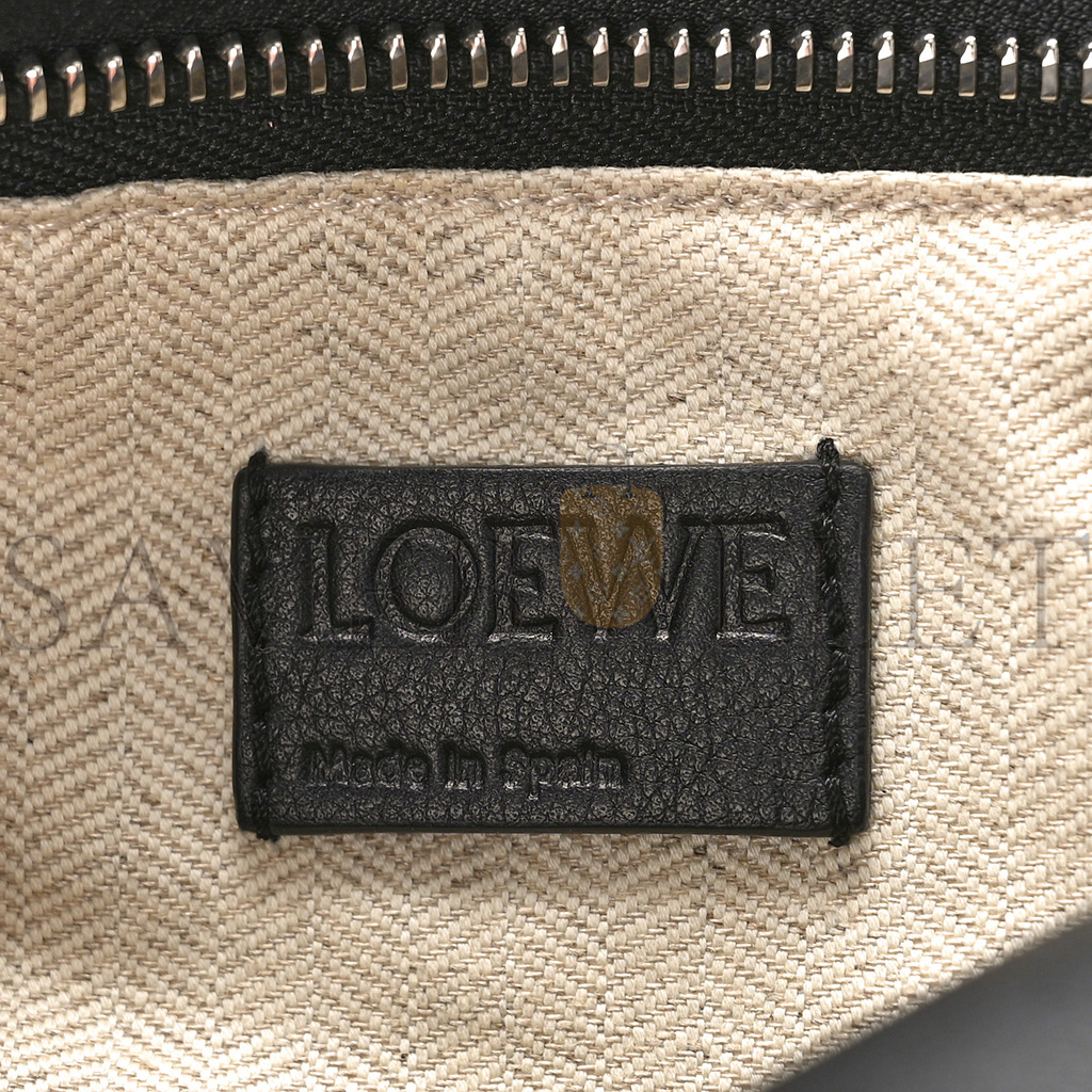 LOEWE CALFSKIN SMALL PUZZLE BAG BLACK (24*16.5*10.5cm) LOEWE CALFSKIN SMALL PUZZLE BAG BLACK (24*16.5*10.5cm)
