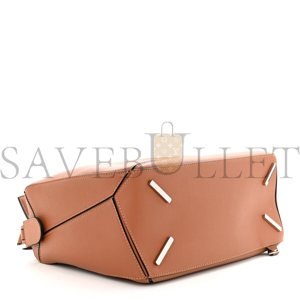 LOEWE SHINY NAPPA PUFFER PUZZLE HOBO BLACK (24*16.5*10.5cm) LOEWE SHINY NAPPA PUFFER PUZZLE HOBO BLACK (24*16.5*10.5cm)