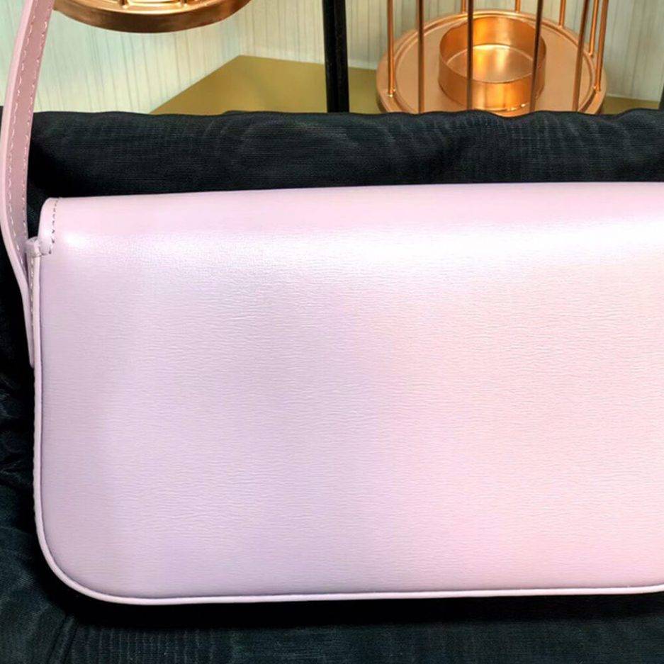 CELINE TRIOMPHE SHOULDER BAG 194143BF4.24RQ (20*10*4cm) CELINE TRIOMPHE SHOULDER BAG 194143BF4.24RQ (20*10*4cm)