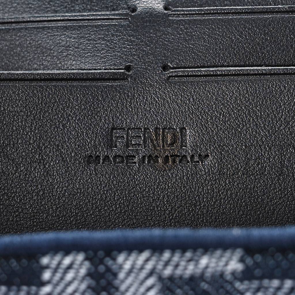 FENDI FABRIC JACQUARD REACTIVE JEAN DENIM VITELLO COVER FF BAGUETTE SOFT TRUNK BLUE BLACK (21*12*6cm) FENDI FABRIC JACQUARD REACTIVE JEAN DENIM VITELLO COVER FF BAGUETTE SOFT TRUNK BLUE BLACK (21*12*6cm)